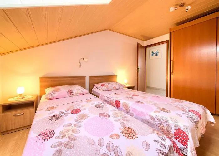 Apartment Mladen